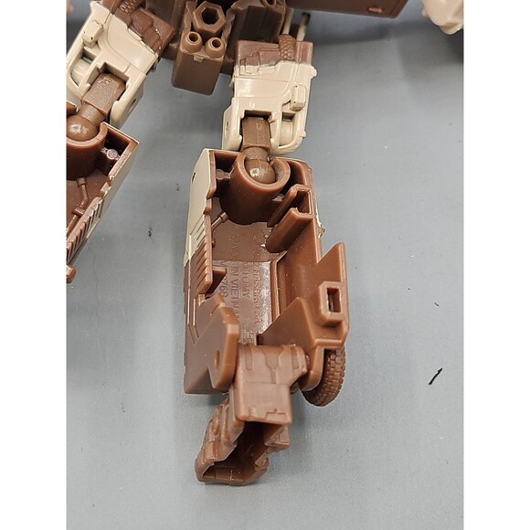 Transformers Wheeljack Figure Weaponizer Rise Of The Beasts READ Missing Part - Picture 11 of 12